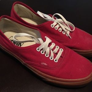 vans authentic red gum sole